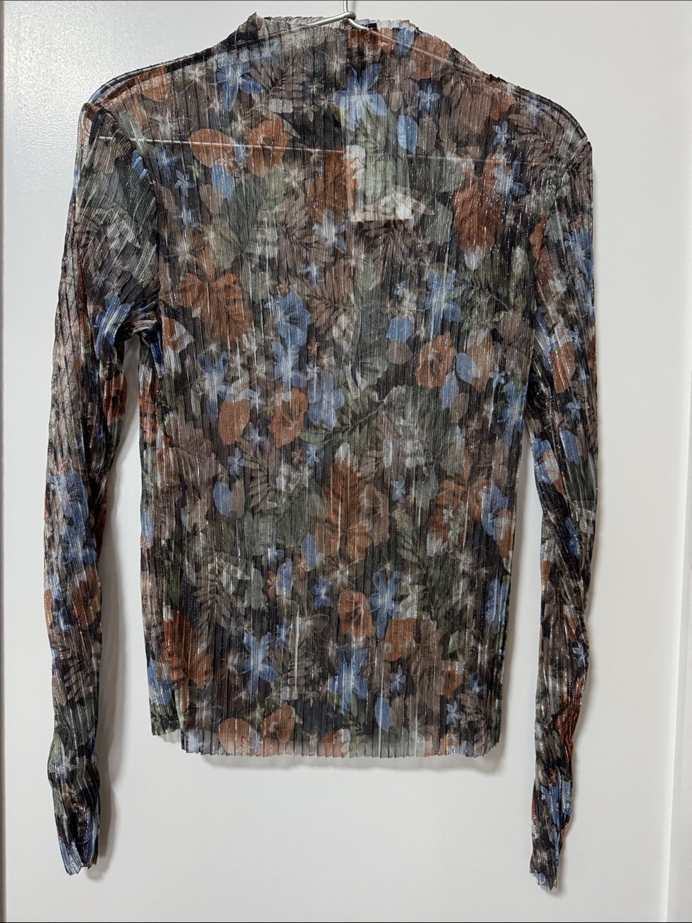 Women’s Floral Long-Sleeve Pleated Top — Blue & Brown